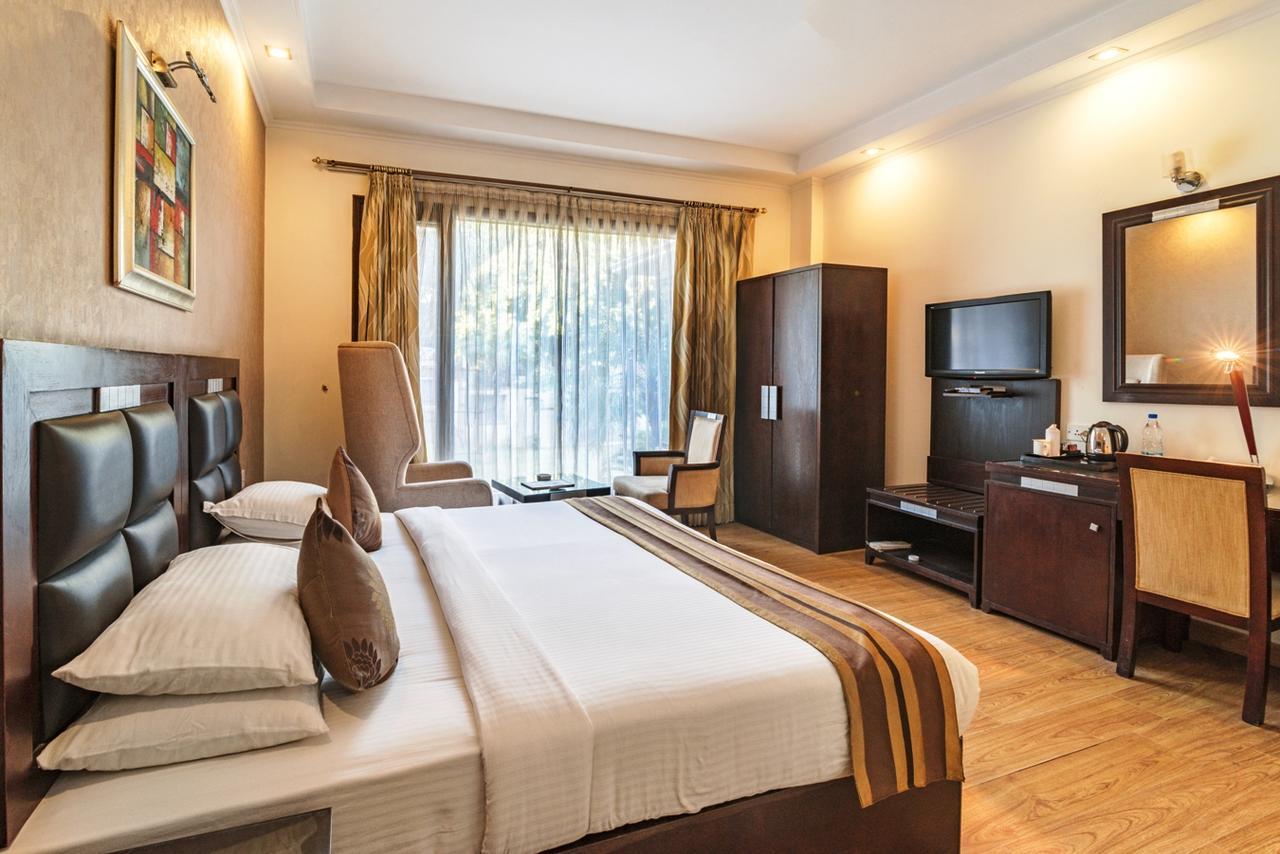 Royal Residence Mg Road Gurgaon Buitenkant foto