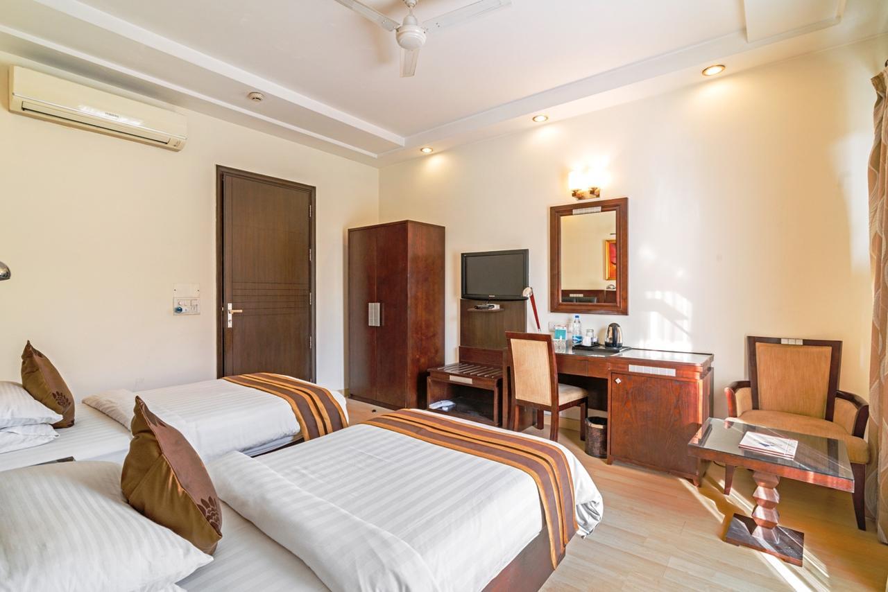 Royal Residence Mg Road Gurgaon Buitenkant foto